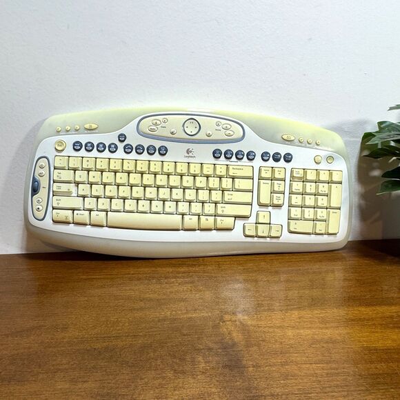 Vintage Logitech Wireless Keyboard Clicky Desktop LX 501 Ergonomic Cordless